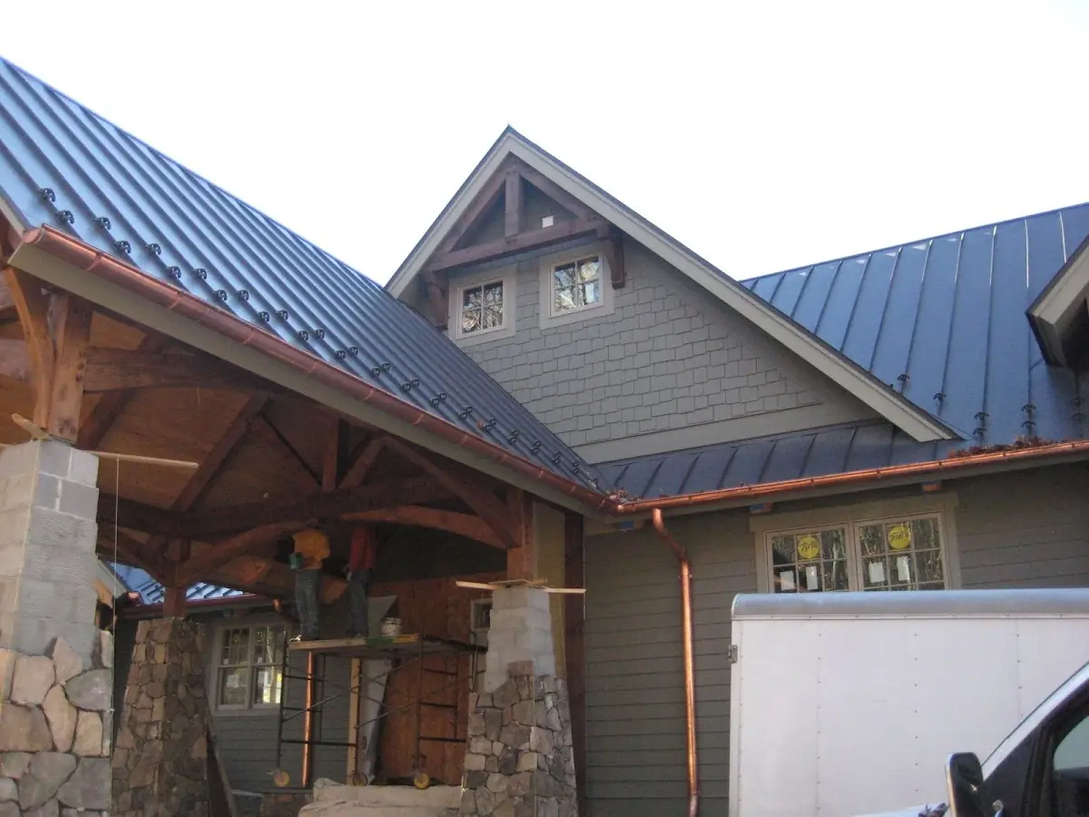 Craftsman Roofing team delivering quality roofing work in Perks Corner